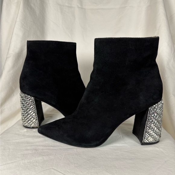 Betsey Johnson Gemma Black Suede Rhinestone Ankle Booties 10M - Picture 3 of 9